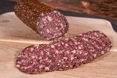 Produktbild von Pfeffer-Rotweinsalami 450g von Land.Luft