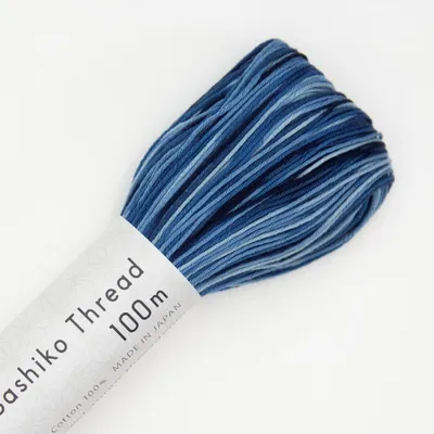Productafbeelding van Olympus Sashiko-garen, katoen, bol, kleur 157, Bokashi, Blauw, ongeveer 100 meter, geproduceerd in Japan