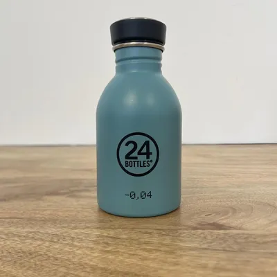 Image de Gourde URBAN 250 ml - Powder Blue | 24 Bottles
