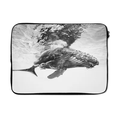 Produktbild von MuchoWow® Laptop Hülle 14 ZollWal - Wasser - Tiere - Schwarz und weiß Laptoptasche - Laptoptasche - Stoßsicher - Schutzhaube