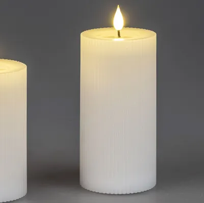 Produktbild von LED Kerze STREIFEN H. 15cm D. 7cm weiß mit Timer Formano