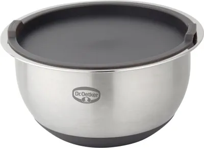 Produktbild von Dr. Oetker Rührschüssel mit Deckel 2,5 L BACK SPASS, Rührschüssel mit rutschfestem Silikonboden & flachem Schüttrand, Schüssel aus hochwertigem Edelstahl (Farbe: Silber/Braun-Grau)
