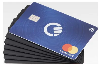 Produktbild von DEKRA e RFID Blocker Karte gegen Datenklau - sehr dünn, schwarz - RFID NFC Schutzkarte für Kreditkarten, Bankkarten, EC-Karten