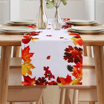 Produktbild von Herbstblätterteller, modernes Tischkleid, linnenfarben, Blumenmotiv, für Innen und Außen