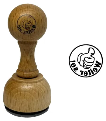 Produktbild von Holzstempel mit 'Daumen hoch' Motiv, Abmessungen ca. 3,5 x 3,5 x 7,5 Zentimeter