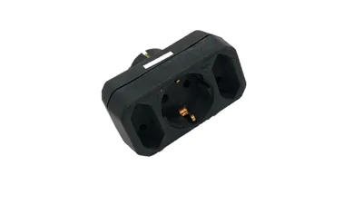 Produktbild von 3-fach-Stecker 2 Euro, 1 Schutzkontakt-Stecker