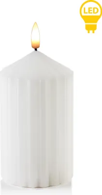Produktbild von LED-Kerze Kunststoff Idalia Geriffelt 7x7xH16 cm Weiß 1 Stück