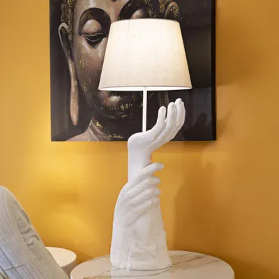 Zdjęcie produktu dla Lampa stołowa z białej żywicy z kremowym abażurem ø 35x93 cm