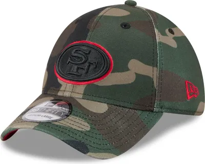 Produktbild von New Era 39Thirty Cap Salute to Service San Francisco 49ers -