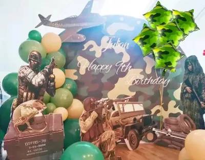 Produktbild von Grüner Stern-Folienballon, Militärtarnung, 45 cm