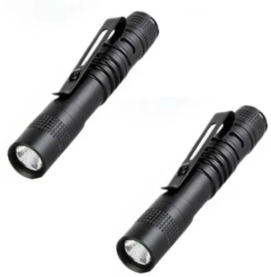 Obrázek produktu pro Mini LED svítilna – balení po 2 kusech – ruční svítilna s výkonem 100 lumenů – vodotěsná, vhodná na kempování, turistiku i do domácnosti – napájení 1 baterií AAA (není součástí balení)