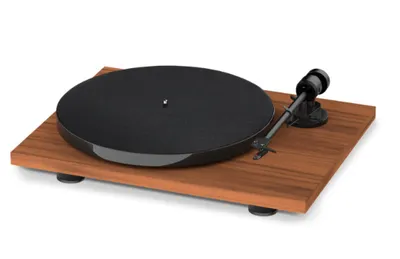 Produktbild von Pro-Ject E1 Phono, Audio-Plattenspieler mit Riemenantrieb, Halbautomatisch, Walnuss, 33,45 RPM, 33,45 RPM, 65 dB