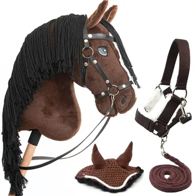 Productafbeelding van Hobby Horse springset "Jump Star" met zwart halster, bruine teugel, longeerlijn en bruine kap - Formaat A3