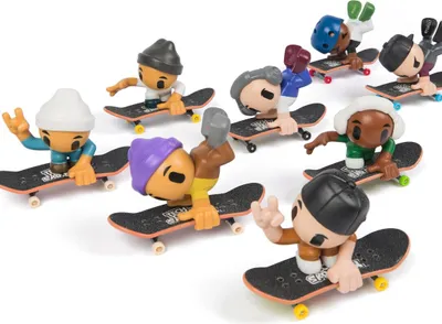 Produktbild von Tech Deck Sk8 Crew, 2er-Set: 2 Fingerboards jeweils mit cooler Skater-Figur, Griffbrett-Set, 5 Jahr(e)