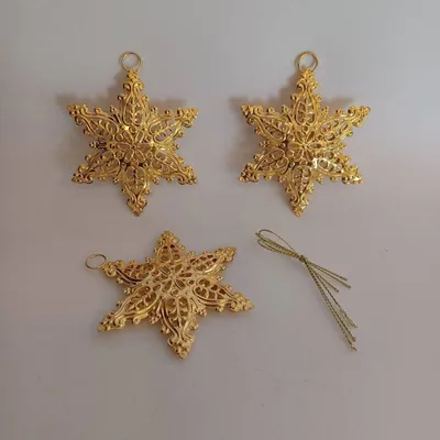 Obrázok produktu pre DECOLED Kovové vločky, 3 kusy, 10 x 7,7 cm, zlatá
