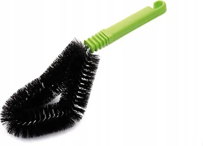 Obrázok produktu pre Univerzálna ohnutá kefa na ráfiky KVALITNÉ KEFY NA RÁFKY