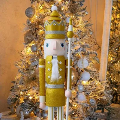 Produktbild von Lebensgroße Holz-Weihnachtsdekoration - 120 cm Höhe - Gold