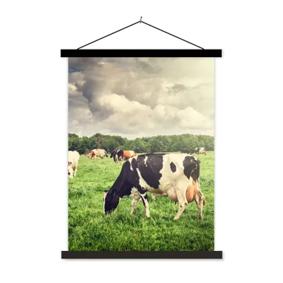 Produktbild von MuchoWow® Textilposter Kühe - Weide - Natur - Tiere - Landschaft 40x53 cm mit schwarzem Rahmen - Abbildung