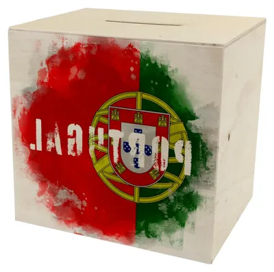 Produktbild von Spardose aus Holz mit Portugal-Flagge im Used Look