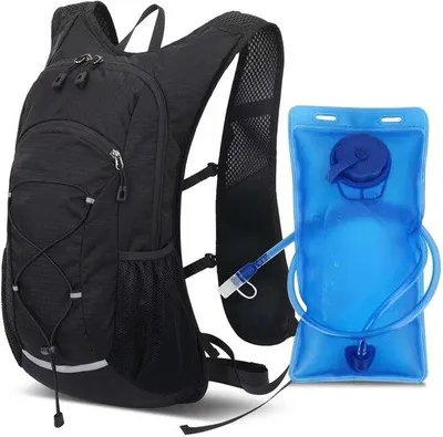 Produktbild von Unyqoos® Ultraleichte Laufweste mit 2 L Trinkblase, verstellbaren Brustgurten, atmungsaktivem Mesh & Reflektoren – Trailrunning, Wandern, Radfahren