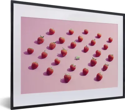 Produktbild von MuchoWow® MuchoWow® Gerahmtes Poster Erdbeere - Rosa - Obst 40x30 cm - Poster mit zchwarzem Bilderrahmen - Bilderrahmen - Poster im Rahmen