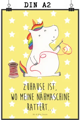 Produktbild von Mr. & Mrs. Panda Bild Einhorn Näherin DIN A2 - Gelb Pastell - Geschenk, Einhörner, Basteln, drucke, Freundin, Plakat, Wanddekoration, Nähzimmer, Wandbild, wanddeko, Nähen