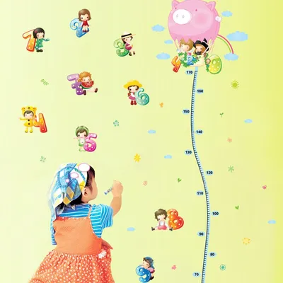 Produktbild von Wandaufkleber mit Größenmesslatte für Kinder und Heißluftballon