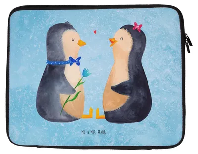 Produktbild von Mr. & Mrs. Panda Laptop Tasche Pinguin Pärchen 33 x 42 cm - Eisblau - Geschenk, Notebooktasche, Verknallt, Verlobung, Schutzhülle, Liebe, Hochzeitsgeschenk, Hülle, Case