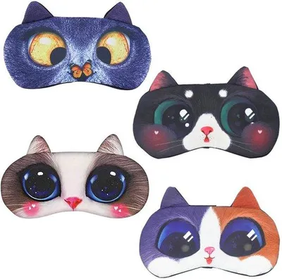 Image de Masques de voyage et de sommeil doux pour la peau - lot de 4, cache-oreilles occultants avec bandeau réglable, pour les voyages et les siestes éclair.