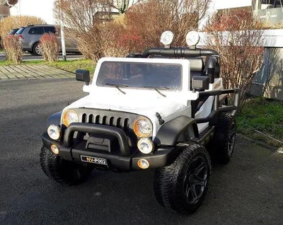 Produktbild von Kinderauto elektrisch mit Fernbedienung Jeep Doppelsitzer 12V in weiß 2 WD