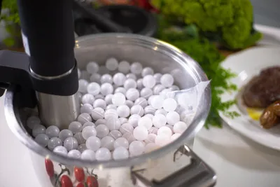 Produktbild von Lauben Sous Vide Balls mit praktischem Netz weiß One Size