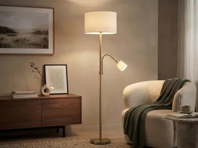 Produktbild von Große LED Stehlampen mit Stoffschirmen & Leselampe für Wohnzimmer hinter Sofa