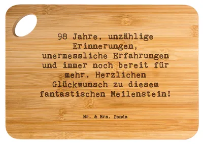 Produktbild von Mr. & Mrs. Panda Frühstücksbrett Spruch 98. Geburtstag - Transparent - Geschenk, Geburtstagsfeier, schneidbrett, schneidunterlage, Herzlichen Glückwunsch, Holzbrett