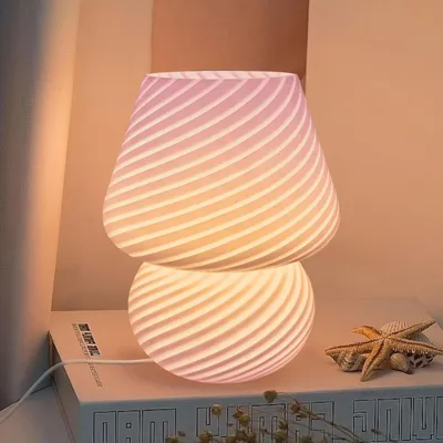 Productafbeelding van Mushroom Lamp - Tafellamp Glas - Sfeer Verlichting - Handgeblazen Lampenkap - 7 Watt - Roze
