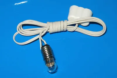 Obrázek produktu pro Kahlert 60804 Osvětlení E5,5 Kabel + zástrčka 3,5 V pro domeček pro panenky