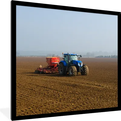 Produktbild von MuchoWow® Gerahmtes Poster Traktor - Blau - Nebel 40x40 cm - Poster mit Schwarzem Bilderrahmen Wandposter Rahmen Foto Bilder - Mit Rahmen - Wanddekoration Schlafzimmer