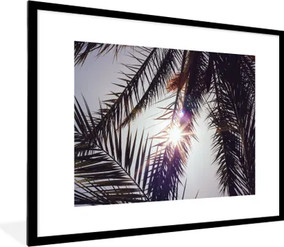 Produktbild von MuchoWow® Gerahmtes Poster Palmwedel - Sonne - Sommer 80x60 cm - Poster mit Schwarzem Bilderrahmen Wandposter Rahmen Foto Bilder - Schlafzimmer-Dekorationen - Fotoposter