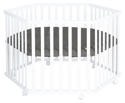 Produktbild von roba Laufgitter 6-eckig aus Holz weiß - Laufstall für Babys mobil mit Rollen & Schutzeinlage Graphite gesteppt aus veganem Leder