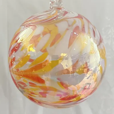 Imagen del producto de Elzusha - Esfera de cristal de colores para colgar, rojo, amarillo, blanco, transparente, 12 cm