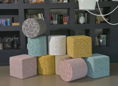 Produktbild von H.O.C.K. Nelly Hocker rund Pouf ø45x45cm Blätter col. 7 rosa