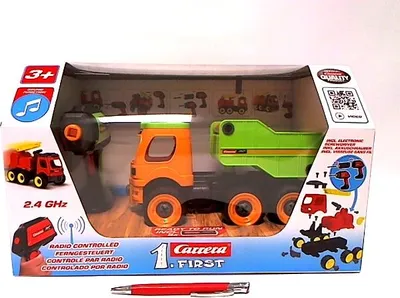 Immagine prodotto di Carrera® 370181077 Carrera® 2,4GHz RC First Truck Ferngesteuertes Auto gelb