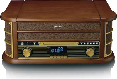 Produktbild von Lenco Holz-Plattenspieler im Retro-Design mit Bluetooth, DAB+/FM-Radio, USB-Codierung, CD-Player, Kassettenspieler und eingebauten Lautsprechern