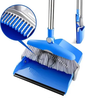 Immagine prodotto di Set Unyqoos® per spazzare e rastrellare: scopa con manico di 111 cm, regolabile da 95 a 126 cm, girevole a 180°, con gomma per raccogliere lo sporco e pettine di 3 cm, colore blu