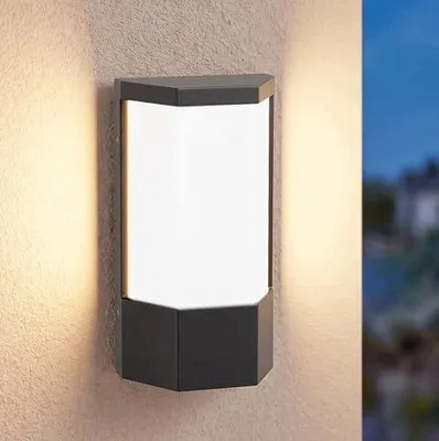 Zdjęcie produktu dla Lampa ścienna LED 24W IP65 aluminium czarna do tarasu ogrodu