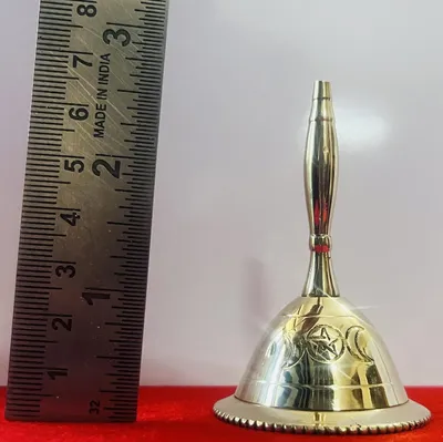 Productafbeelding van Handklok luide messing bellen 7,6 cm altaar pendel - Gebruik (drievoudige maan pentagram)