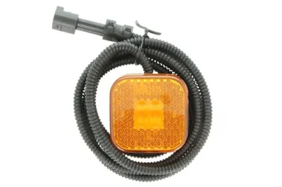 Image de Feu de signalisation latérale GIANT, modèle 131-MA30271A, double face, pour MAN TGX, dimensions : 65 mm x 65 mm x 29,5 mm