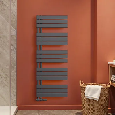 Immagine prodotto di S'AFIELINA 1320x500mm radiatore per bagno radiatore per asciugamani radiatore a pannello piatto per bagno attacco laterale antracite 661 Watt