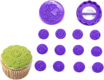 Obrázek produktu pro Sada vykrajovátka na zdobení muffinek ve tvaru srdce