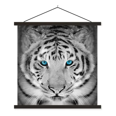 Produktbild von MuchoWow® Textilposter Tiger - Winter - Tiere 60x60 cm mit schwarzem Rahmen - Posteraufhänger