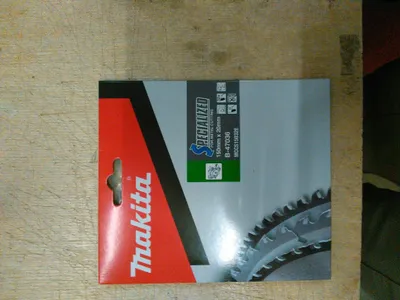 Imagen del producto de Hoja de sierra para metal Makita B-47036, 150x20x32 dientes